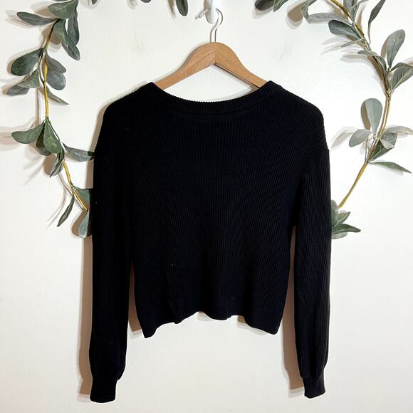 Lululemon Black Crossover Reversible Sweater - Picture 1 of 4